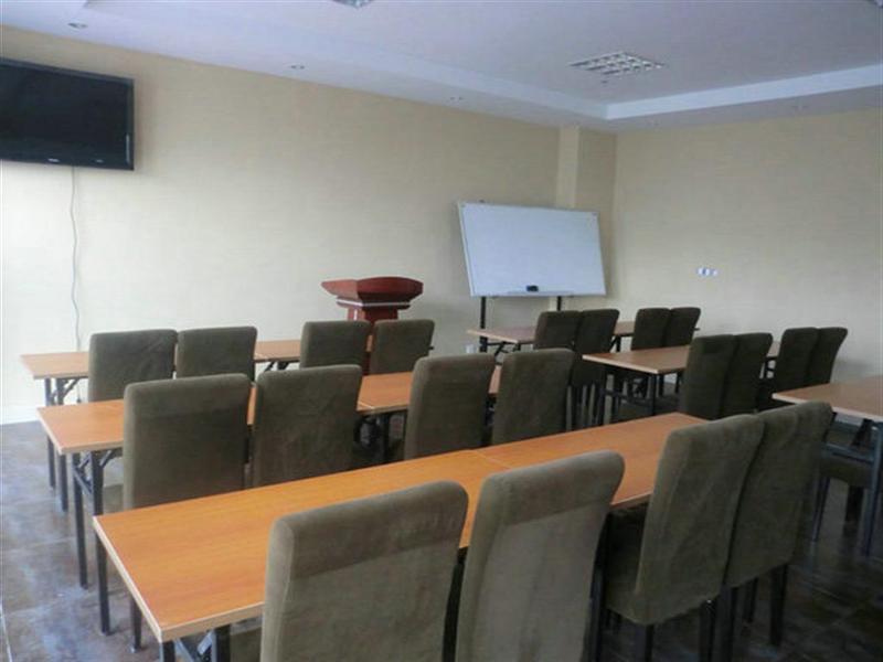 Greentree Inn Shandong Rizhao East Haiqu Road Business Hotel Екстер'єр фото